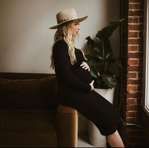 Hera Maternity dress size small